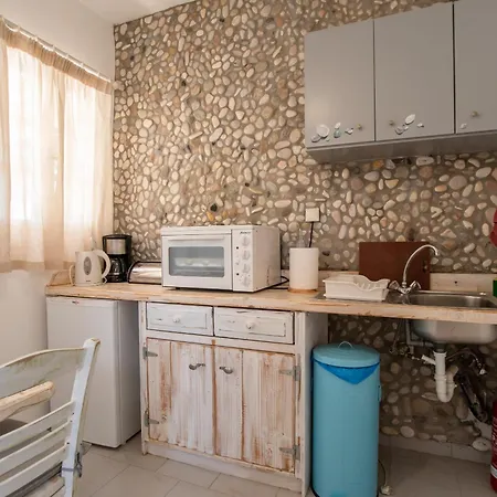 Retreats 5 Paros * Isterni (Paros)