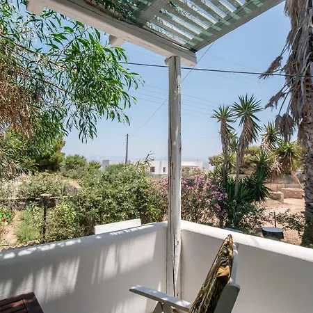 Retreats 5 Paros 度假居 *