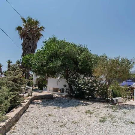Retreats 5 Paros * Isterni (Paros)