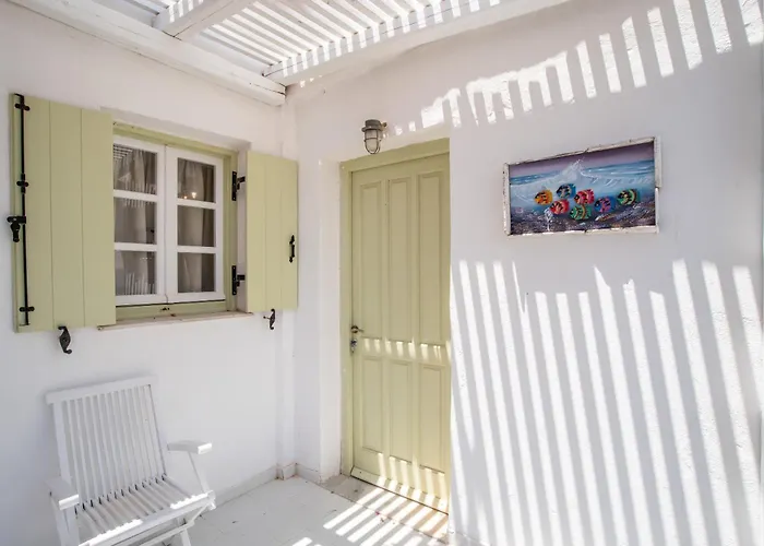 Retreats 5 Paros * Isterni (Paros)