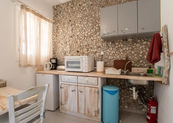 Retreats 5 Paros * Isterni (Paros)